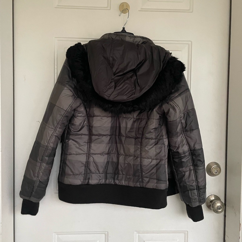 Eddie Bauer Ladies Down Jacket with Faux Fur Hood size S - Picture 10 of 10